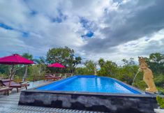 Swimming Pool 6 Innora jungle Resort and Spa