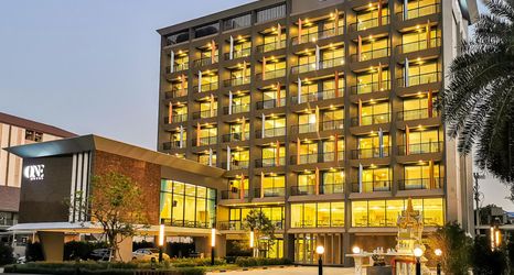 Exterior 2 ONE Hotel