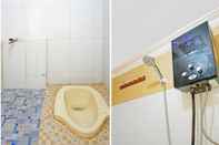 Toilet Kamar SPOT ON 91527 As-sakinah Homestay Syariah