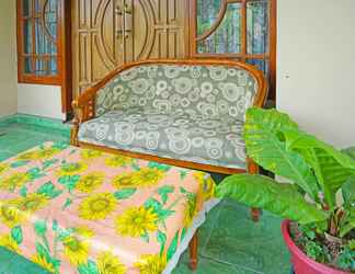 Lobby 2 SPOT ON 91527 As-sakinah Homestay Syariah