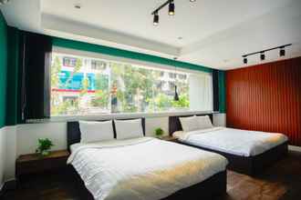 Bedroom 4 La Hotel Binh Tan