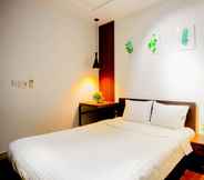 Bedroom 2 La Hotel Binh Tan