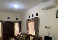 ロビー 3 Nginap Jogja at Homestay Rinita