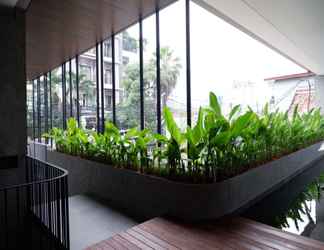 Lobby 2 Green Rasuna Residence