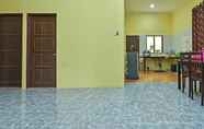 Lobby 4 OYO Home 90607 Casaria Besut