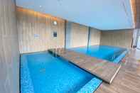 Swimming Pool Taman Anggrek Residences by Micky Studio