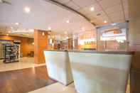 Lobby Life Hotel Mayjend Sungkono Surabaya