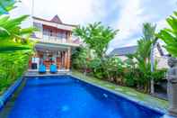 Swimming Pool Kubu D'Carik Villa & Bungalow by ecommerceloka