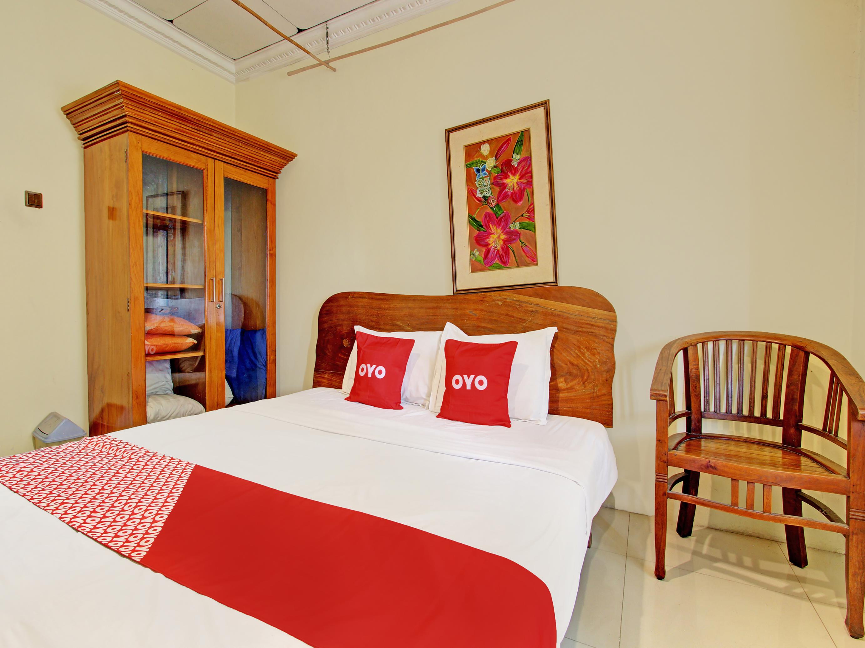 Bilik Tidur OYO 92329 Sewu Mas Hotel