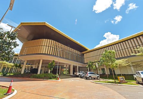 Bangunan Capital O 90614 Cvia Ummul Hotel