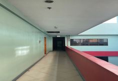 Lobby 7 OYO 898 Berts Condotel