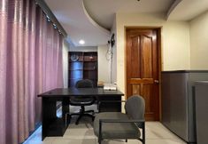 Lobby 3 OYO 898 Berts Condotel