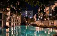 Swimming Pool 6 The Quarter Chaophraya by UHG
