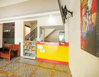 Lobi 2 OYO 91453 Hotel Srikandi Gejayan