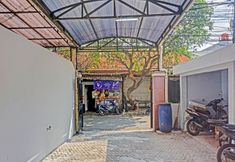 Exterior 5 Super OYO 91535 J&b Rooms Tomang