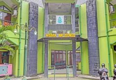 Exterior 5 SPOT ON 91471 Syariah Wisma Uin Walisongo 