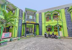Exterior 3 SPOT ON 91471 Syariah Wisma Uin Walisongo 