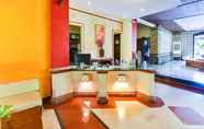 Lobby 7 Townhouse Oak Maxi Hotel Legian Bali