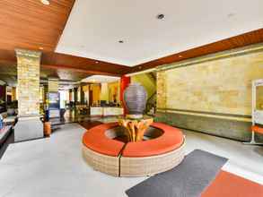 Lobi 4 Townhouse Oak Maxi Hotel Legian Bali