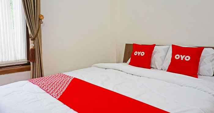 Bedroom OYO LIfe 91571 Hotel Ss Bukit Cemara Syariah