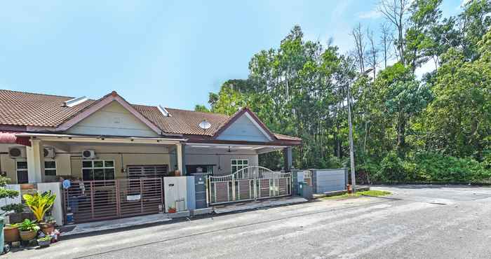 Exterior OYO Home 90584 Dz Homestay Bukit Setongkol