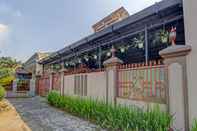 Exterior OYO Life 91480 Putridapisa Syariah