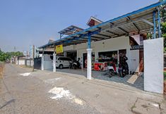 Exterior 4 Hotel O Kedai Cinta Guest House