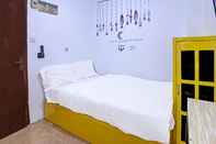 Kamar Tidur SPOT ON 91506 Kedai Cinta Guest House