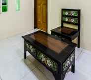 Lobby 6 OYO 91544 Homestay Biru Blukid