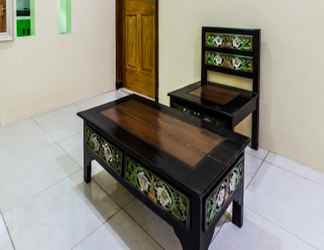 Lobby 2 OYO 91544 Homestay Biru Blukid