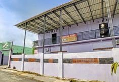 Exterior 3 SPOT ON 91509 Unggul Kost