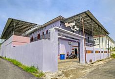 Exterior 2 SPOT ON 91509 Unggul Kost