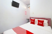 Kamar Tidur OYO 91474 Srikaya Hotel 1