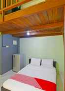 BEDROOM Super OYO 91495 Hotel Indah Residence