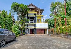 외관 3 OYO 91522 Candi Gebang Guesthouse