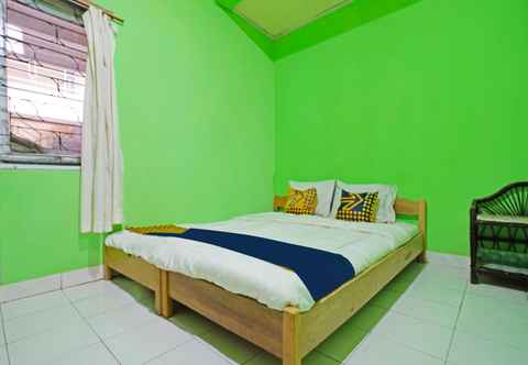 Bedroom SPOT ON 91543 Pondok Denki 11 