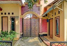 外觀 5 OYO Life 91478 Wisma Aura Syariah