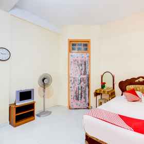 Bedroom 1 Hotel O Siantan Anambas Syariah NearHarbour Bay Ferry, Great Dynamic Ind. PT. 호텔