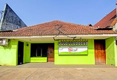 Exterior 3 SPOT ON 91521 Mayong Guesthouse
