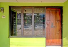 Exterior 7 SPOT ON 91521 Mayong Guesthouse