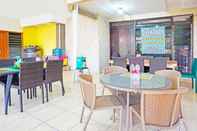 Restaurant OYO 91558 Y 5417 Homestay Syariah