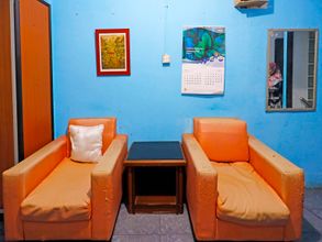 Lobby 4 Hotel O Rafika Homestay SyariahNearTempat Makan Pagi Sore Nohil