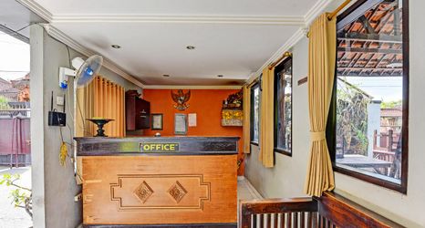 Lobi 2 OYO 91498 Hotel Diana