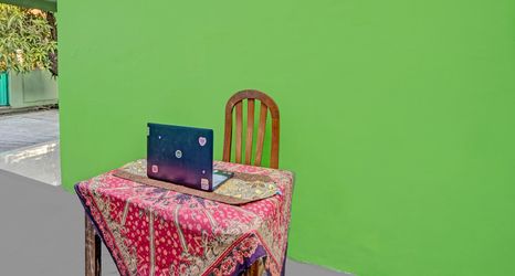 로비 2 SPOT ON 91595 Sruni Syariah