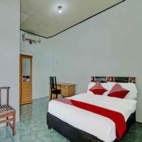 Bedroom 1 OYO 91584 Green Palace Syariah, Hotel Pekanbaru