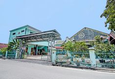 Bangunan 3 OYO 91584 Green Palace Syariah