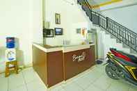 Lobby OYO 91559 Kost Bangau Syariah