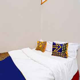 Bedroom 1 SPOT ON 91589 Bunda Homestay Syariah, Hotel Gedung Serba Guna (GSG)