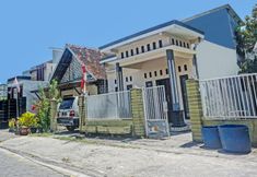 Exterior 2 SPOT ON 91600 Syariah Army Kost & Homestay