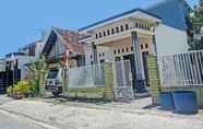 Exterior 2 SPOT ON 91600 Syariah Army Kost & Homestay